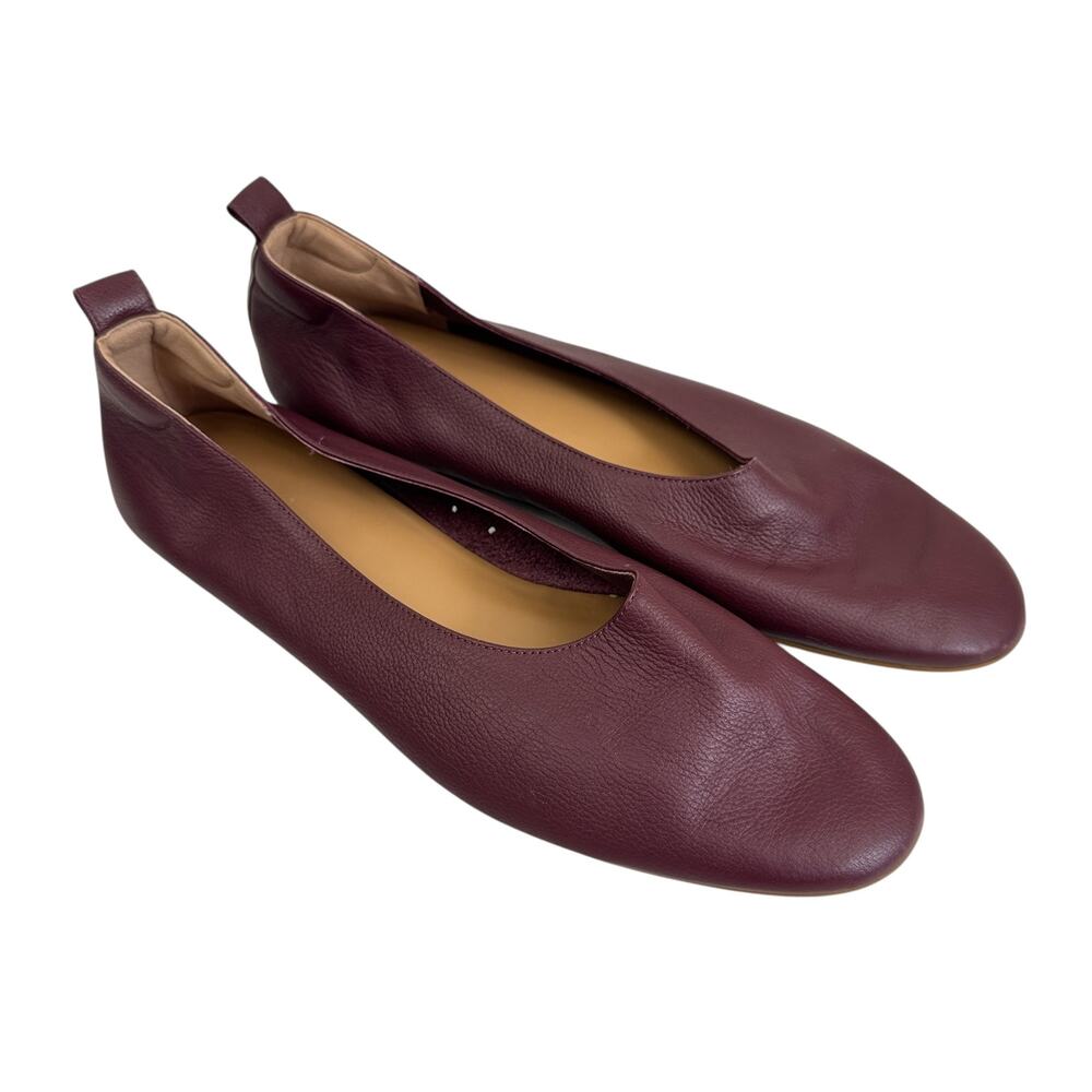 Everlane Day Glove Flat in Burgundy - Picture 9 of 9